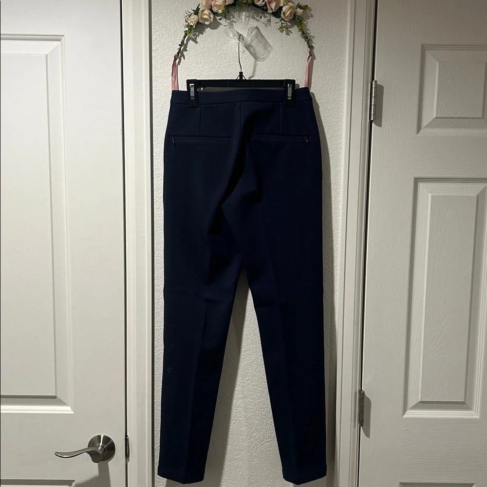Lululemon On The Move Pant 28”